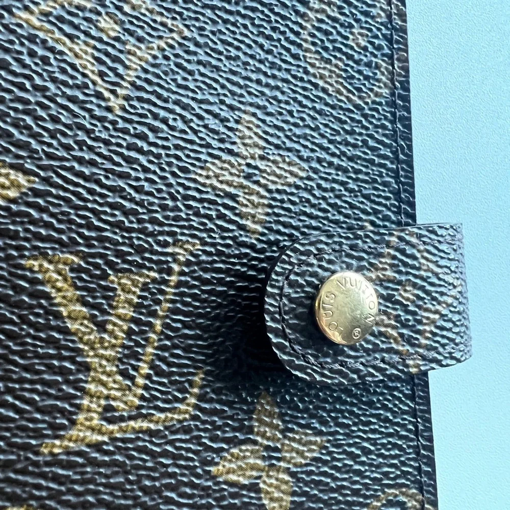 Louis Vuitton PM Size Agenda - Picture 2 of 10